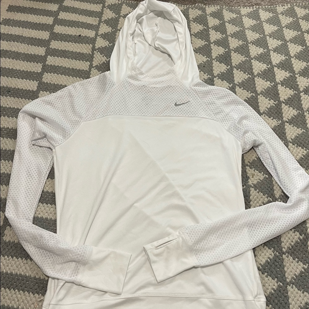 Nike top